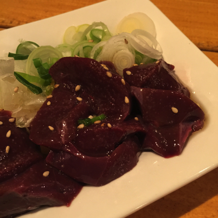 馬肉3貫にぎりがうまい。下北沢のゆう馬で馬肉三昧 image 6